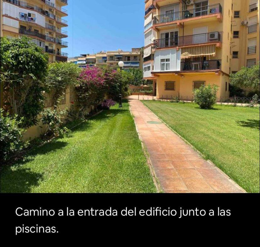 Apartamento Paseo Maritimo De Playamar Torremolinos Esterno foto