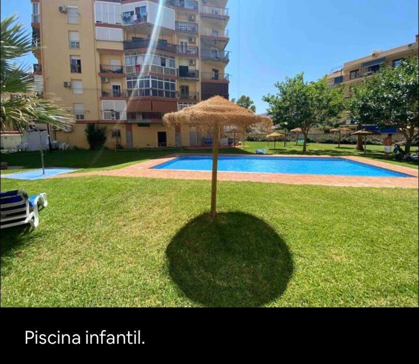 Apartamento Paseo Maritimo De Playamar Torremolinos Esterno foto