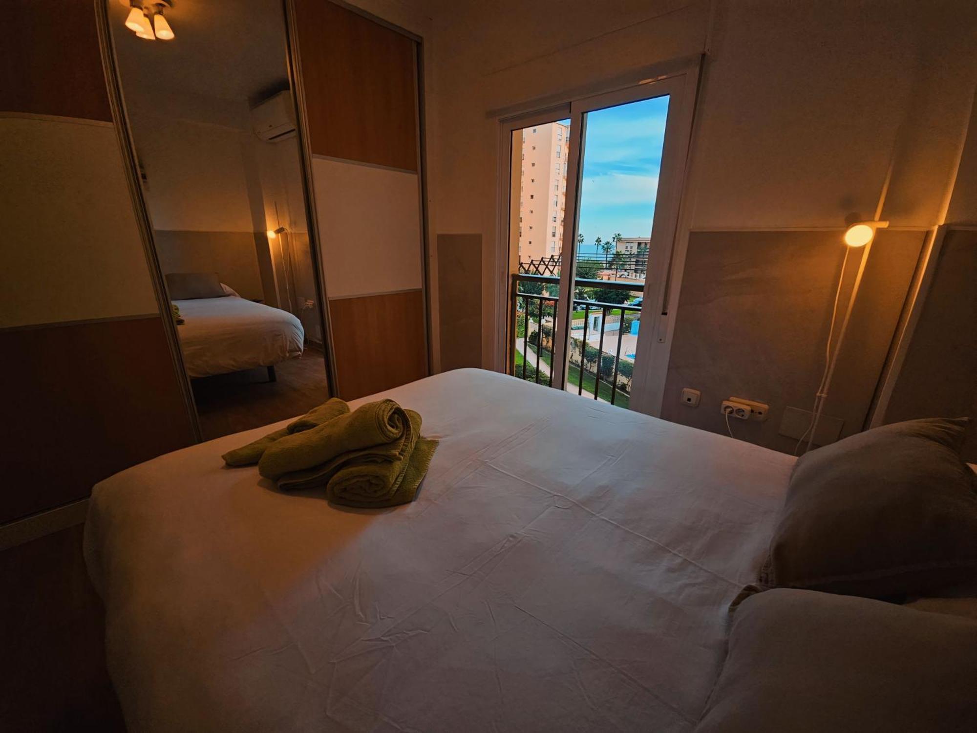 Apartamento Paseo Maritimo De Playamar Torremolinos Esterno foto