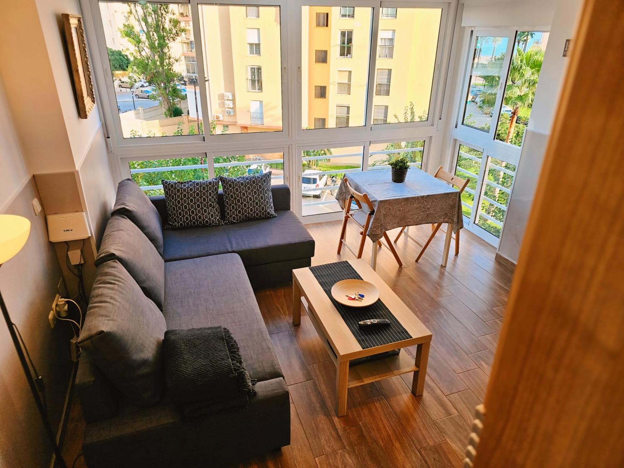 Apartamento Paseo Maritimo De Playamar Torremolinos Esterno foto