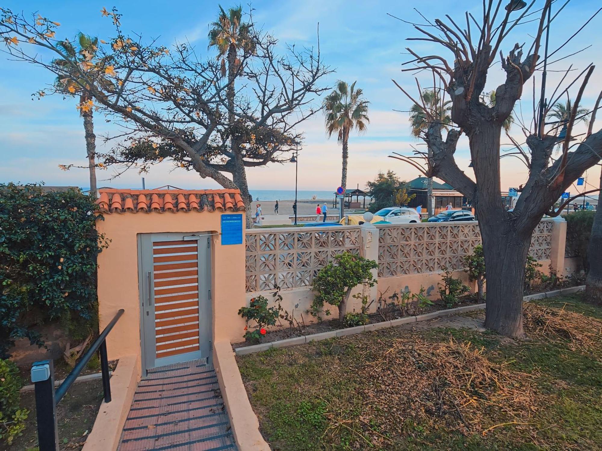 Apartamento Paseo Maritimo De Playamar Torremolinos Esterno foto